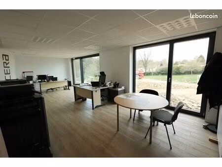 bureau neuf 23m²