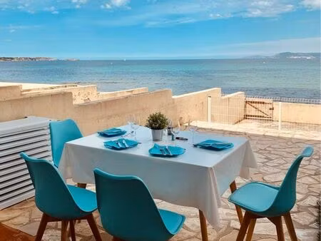 studio 33m2+terrasse 40m2 les pieds dans l’eau