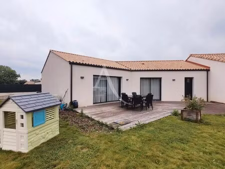 maison 8 pièces 110 m²