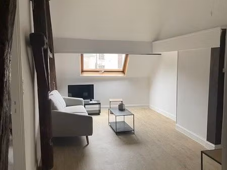 t2 à louer - laon plateau