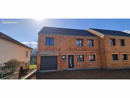 maison 130 m² + garage sur terrain de 324 m² – fort potentiel