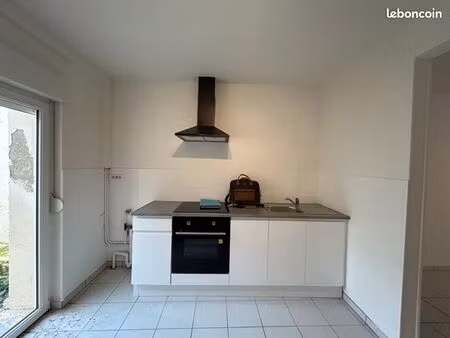 location charmante petite maison rénovée saint-quentin proche centre