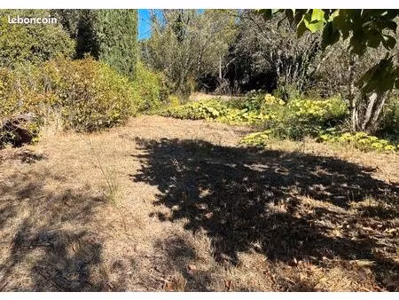 terrain 700 m² carqueiranne