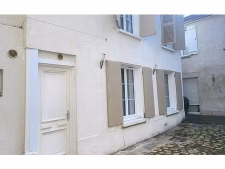 appartement compiègne 42 m² t-6 à vendre  165 000 €