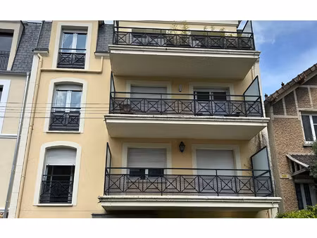 appartement villemomble 51.11 m² t-2 à vendre  222 000 €