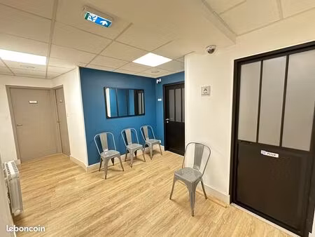 bureau dans centre de soins - les sables d'olonne