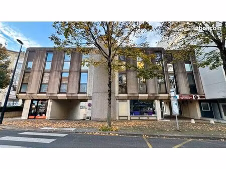bureaux 55 m² vichy