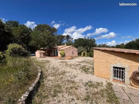 villa 4 pièces 100 m²