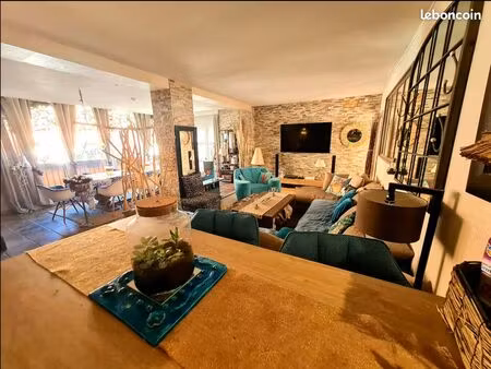 bel appartement port-cogolin