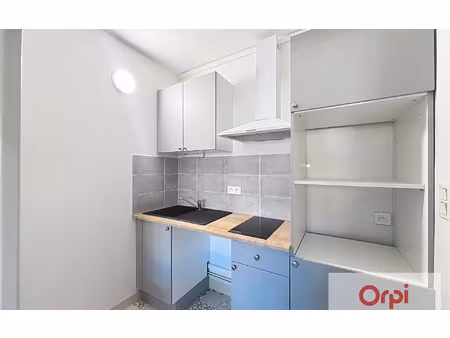 location appartement  41.49 m² t-2 à néris-les-bains  500 €