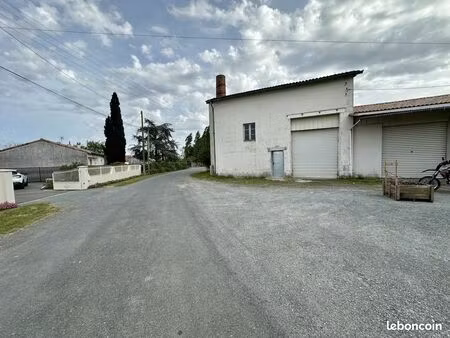 local 115 m² damvix