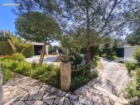 maison 7 pièces 160 m²