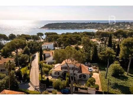 vente maison à antibes (06160) : à vendre / 190m² antibes