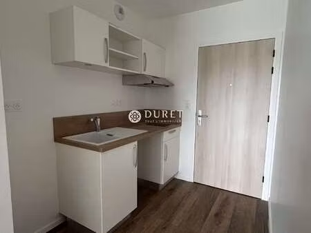 location appartement t1 aux herbiers (85500) : à louer t1 / 31m² les herbiers