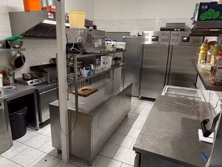 bar restaurant
