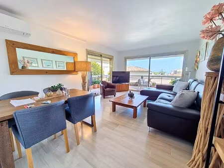 le cannet : appartement 3 pieces grande terrasse et garage