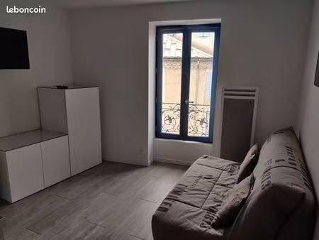 studio 1 pièce 19 m²
