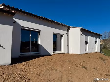 très belle maison
