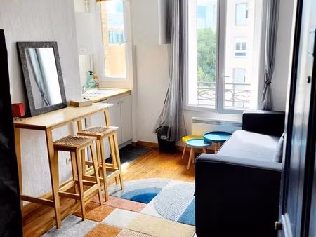 studio meublé de 13 2 m2 proche gare courbevoie la défense