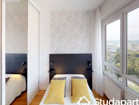 chambre 1 pièce 9 m²