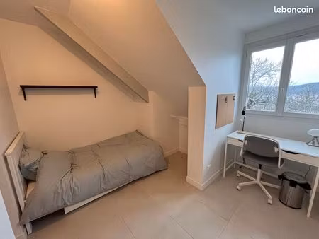 studio meublé palaiseau tout compris