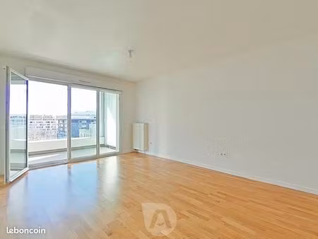 appartement 3 pièces 56 m²