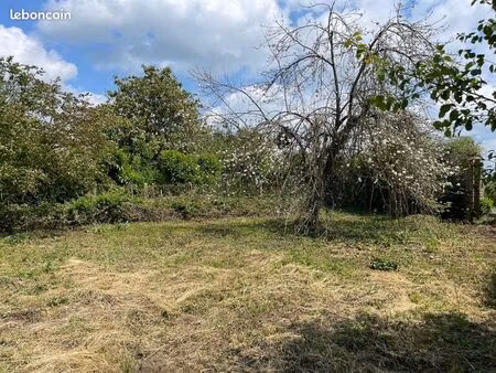 terrain constructible dannemois 1156m2