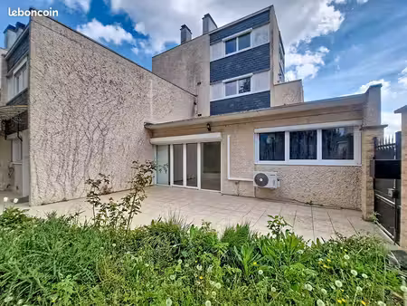 maison 5 pièces 100 m²