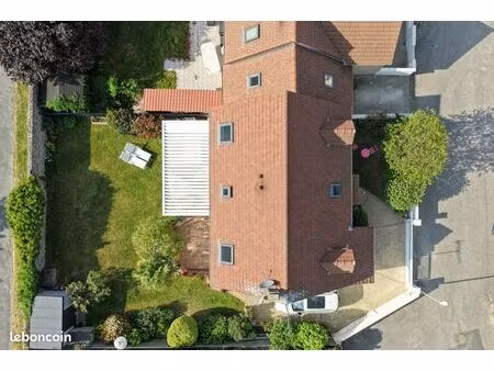 maison 5 pièces 130 m²