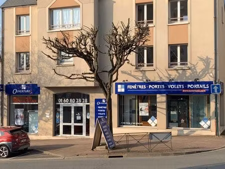 maison d’architecte centre-ville étampes  quartier recherché pour ses commodités