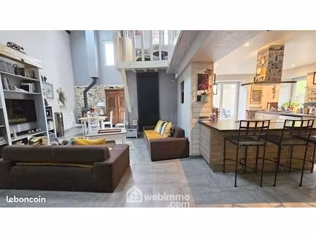 maison 6 pièces 160 m²