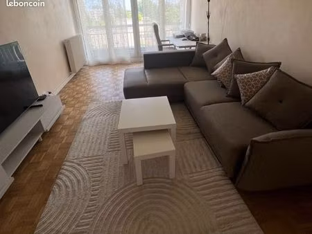 sous-location appartement meublé :4 mois max : mai - aout