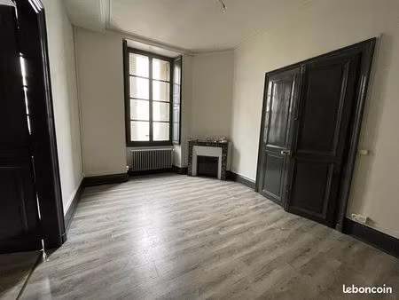 bureaux 80 m² etampes