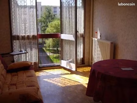 studio 1 pièce 24 m²