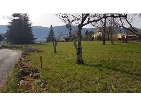 terrain 1250 m2