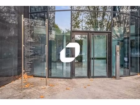 bureau 100 m²