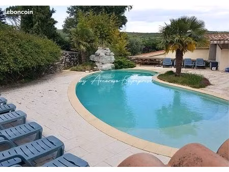 ? domaine 7 gîtes + résidence principale t6 + piscine + parking ?️ + potentiel