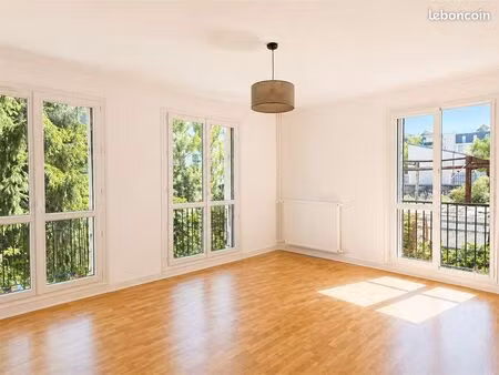 appartement 3 pièces 69 m²