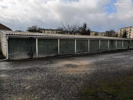 a louer garage/box