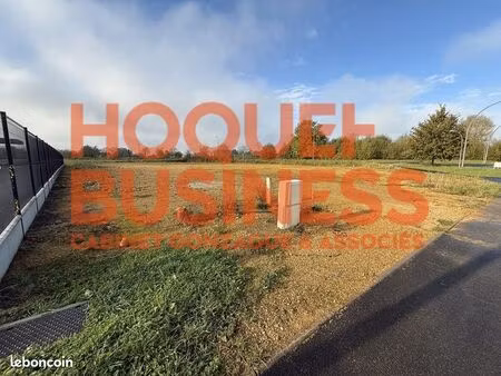 terrain 2900 m² donchery