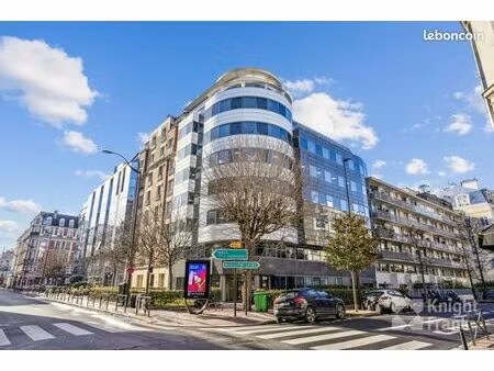 bureaux 283 m²