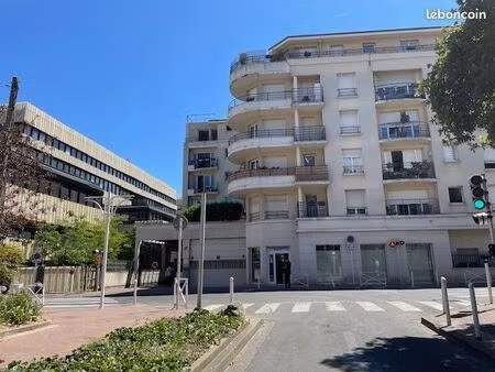 reprise d'activité de superette