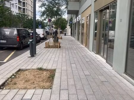 local commercial 154 m² asnieres sur seine