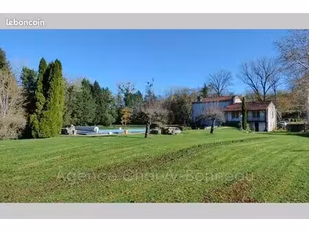 moulin 7 pièces 213 m²