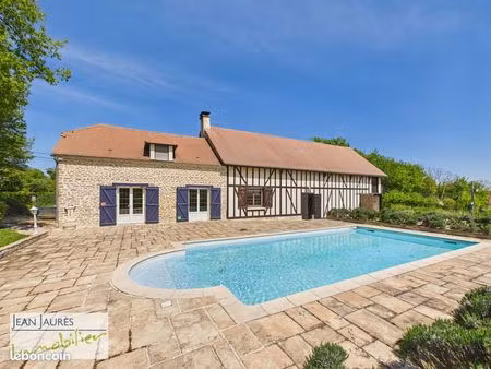propriété 4 pièces 130 m²