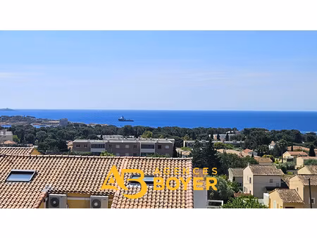 bandol - t2 dernier etage terrasse vue mer