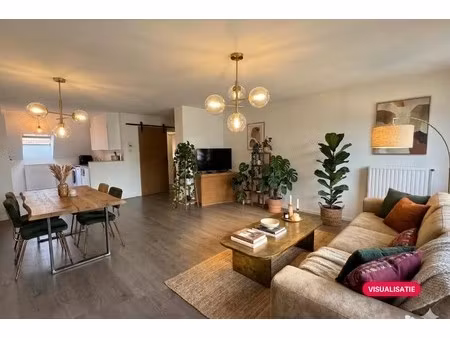 appartement in het centrum van bree met autostaanplaats