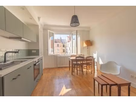 appartement t2 meublé
