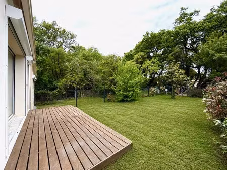 beau t3 avec jardin de 180m2