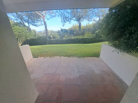 appartement villeneuve les avignon 1 pièce(s) 25.37 m2 - terrasse - place de parking